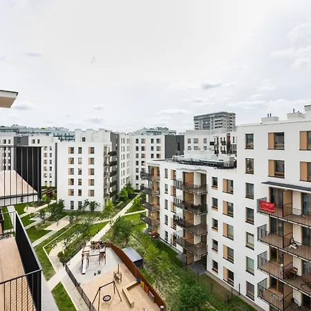 Wola Skwer Sunny By Bookinghost * Warszawa