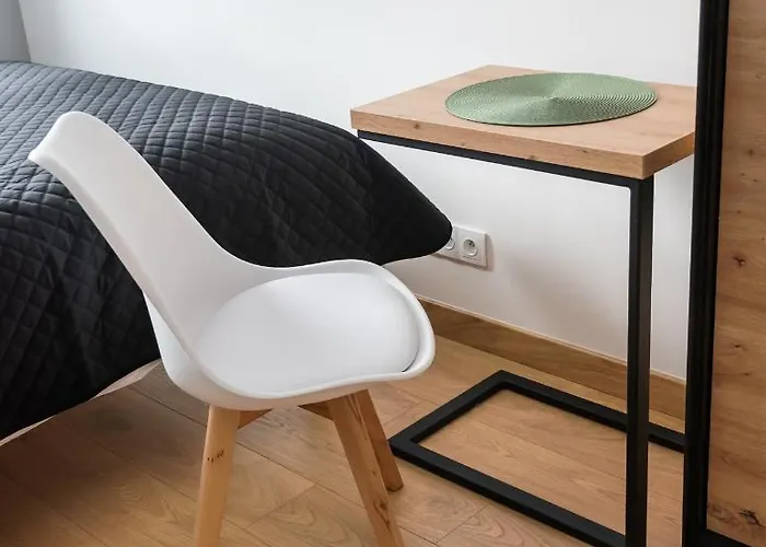 شقة Wola Skwer Sunny By Bookinghost *