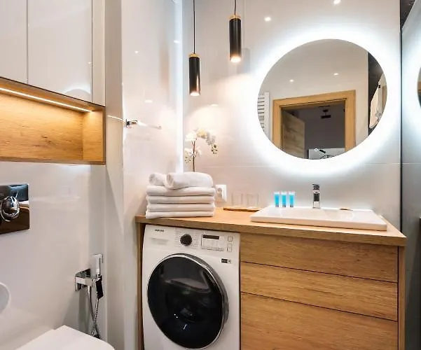 شقة Wola Skwer Sunny By Bookinghost *