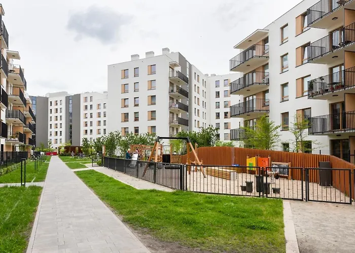 شقة Wola Skwer Sunny By Bookinghost