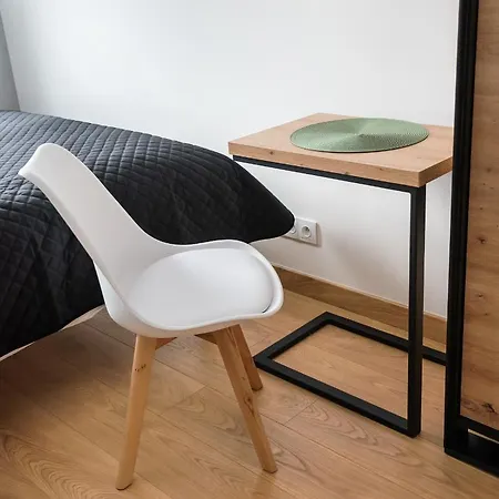 Apartment Wola Skwer Sunny By Bookinghost *