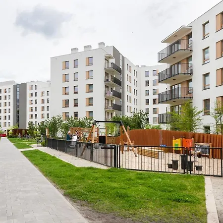 Apartment Wola Skwer Sunny